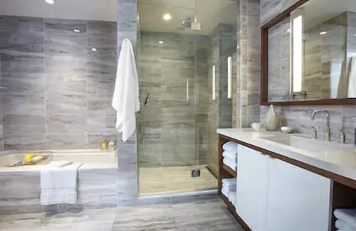 Central Park South Condo | The Residences, a Hilton Club - 1 Bedroom Penthouse