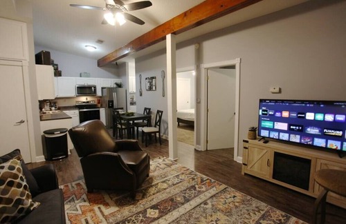 Chillicothe Apartment | The Rest Stop - Downtown Chillicothe, OH