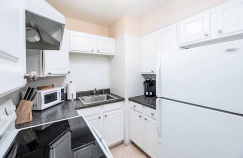 Wilton Manors Apartment | The Retreat #1 - Wilton Manors