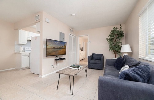 Wilton Manors Apartment | The Retreat #1 - Wilton Manors