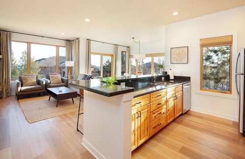 Beaver Bay Condo | The Retreat at Windsong on Lake Superior