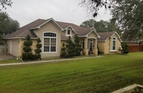San Antonio House | The Retreat Is A Family Friendly Home In A Gated Community.