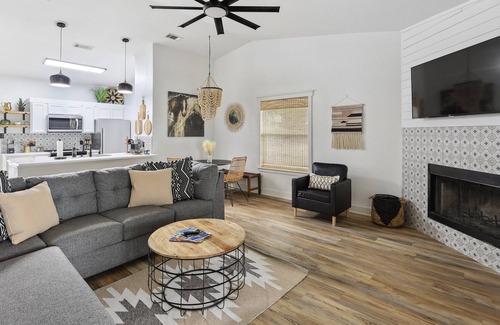 Graford Cabin | The Retreat @ Possum Kingdom Lake! Cabin 2