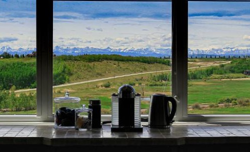 Okotoks House | THE RIDGE OKOTOKS