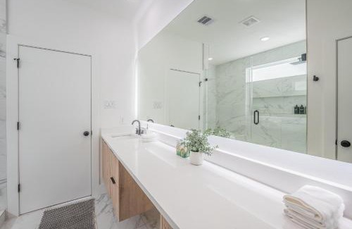 South Central Houston Apartment | The Right House @ East Downtown