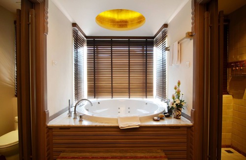 Old City Resort | The Rim Resort