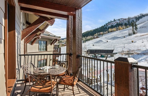 Aspen Condo | The Ritz-Carlton Club 8401 | 2BR Ski-in/ski-out Residence w/Premier Ski View at Aspen Highlands