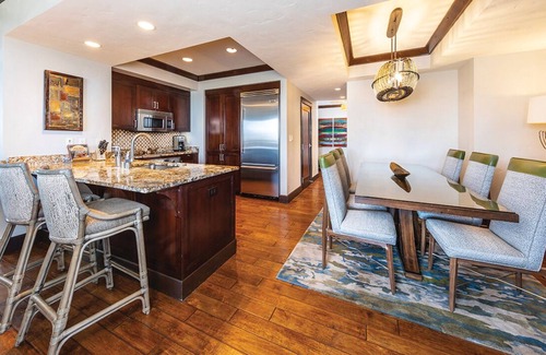 Truckee Hotel | The Ritz-Carlton Lake Tahoe; a 3 bed 3.5 bath unit