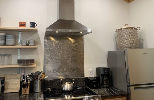 Millrift Cottage | The River Cottage Newly renovated cottage that sits right on the Delaware River