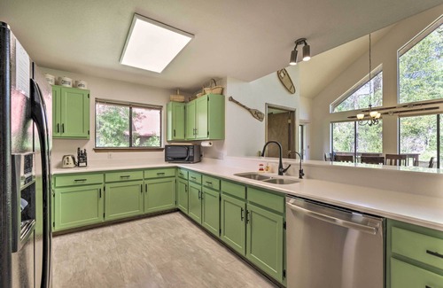 San Juan River Village Cabin | 'The River Home' Cabin w/Yard: Near Wolf Creek!
