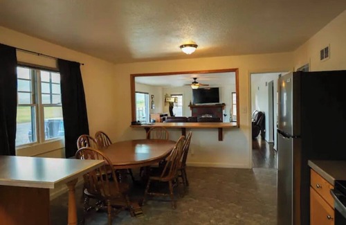 Glen House | The River House - Big Hole River