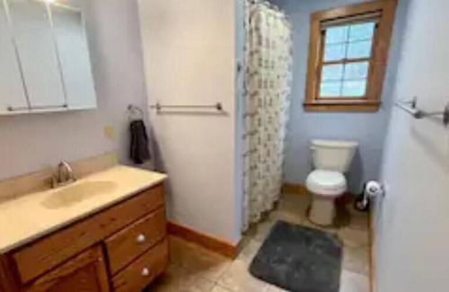 Fishs Eddy House | The River House: huge house with hot tub and game room