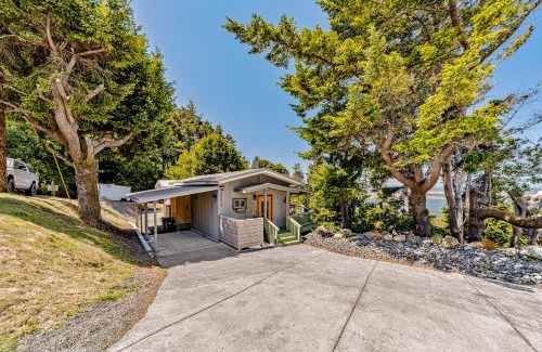 Gold Beach House | The River View House