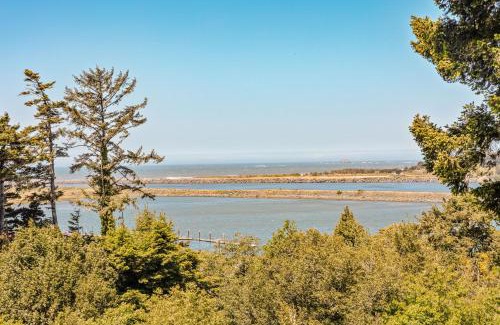 Gold Beach House | The River View House