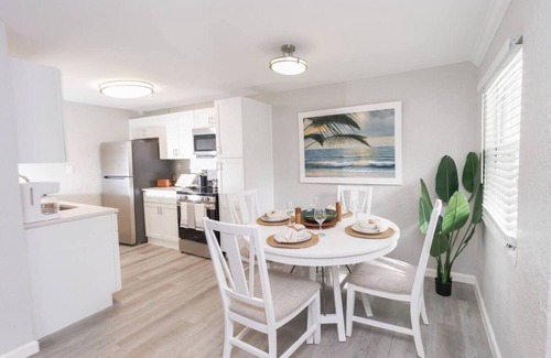 Fort Myers Apartment | The Riverwalk Retreat | Chic Downtown 2BR Condo