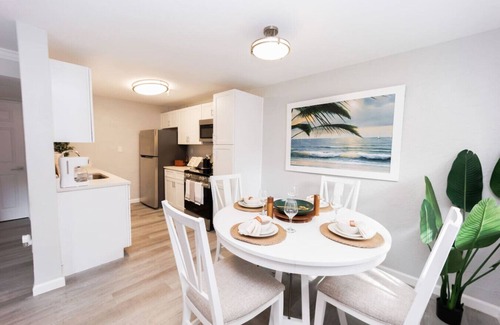 Fort Myers Apartment | The Riverwalk Retreat | Chic Downtown 2BR Condo