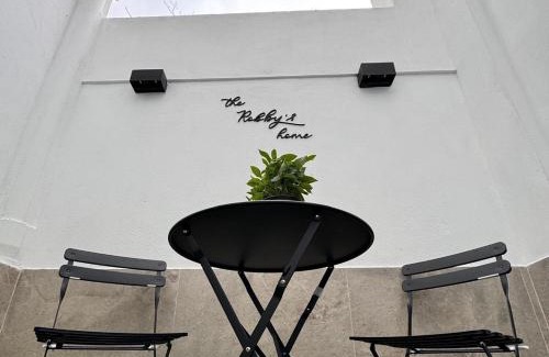El Cabanyal Apartment | The Robby's home