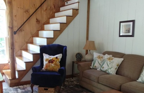 Mammoth Cave House | The Robins Nest!Amish built, an only one mile from neighborhood boat ramp.