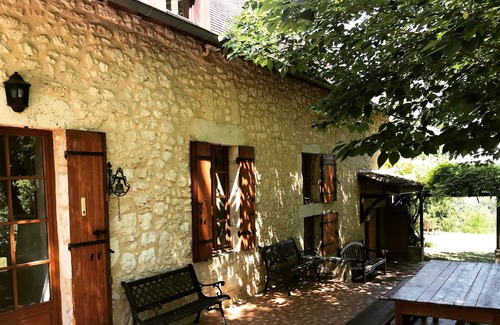 Montcaret House | The Roc de l'Espérit, entrance gate to Périgord