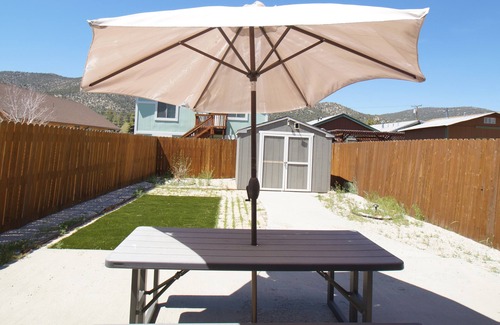 Big Bear City House | The Rock House - Smart TV, Fireplace, Fenced Yard, BBQ