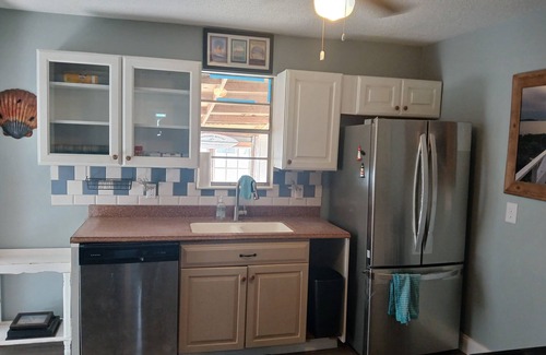 New Smyrna Beach House | The "Ronnac Cottage" of New Smyrna Beach. Pet friendly 2 BD min. to beach.