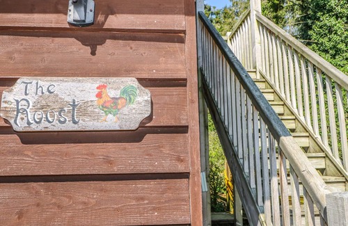 East Tytherley Apartment | THE ROOST, romantic, with a garden in East Tytherley