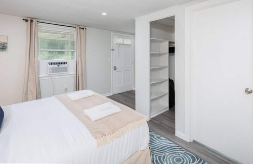 Old Mystic Apartment | The Rossie Studio · Near Mystic, Casinos + USCGA