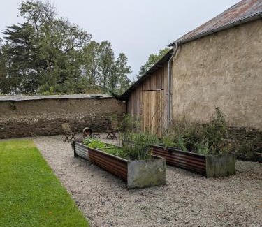 Brazzacott House | The Roundhouse, beautiful barn in North Cornwall