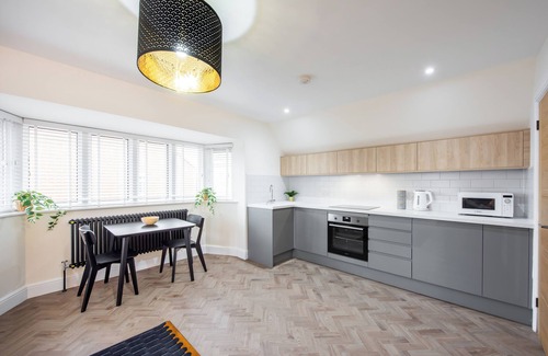 Harwich Apartment | The Royal Apartments Harwich - One Bed Apartment - Fast WiFi - Private Parking