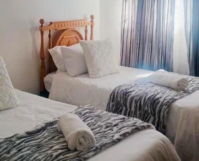 Beaufort West Hotel | The Royal Lodge