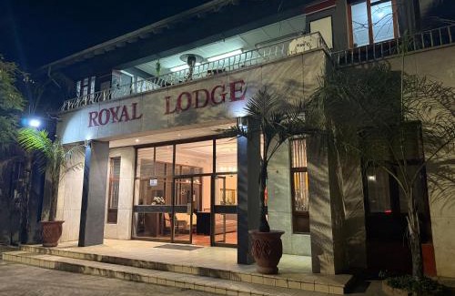 Beaufort West Hotel | The Royal Lodge