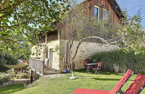 Saint-Girod Cottage | The Rural Cottage of Antre Lacs