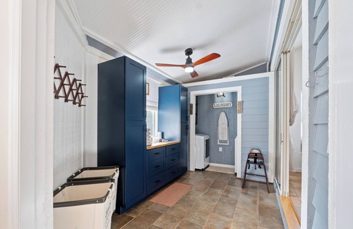 Jupiter House | The Rustic Resort - 2 Homes, Pool, Building, Golf! Sleeping for up to 30!