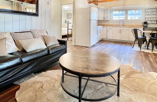 Hillsboro Cottage | The Rustic Retreat - Lakefront Cottage on Franklin Pierce Lake!