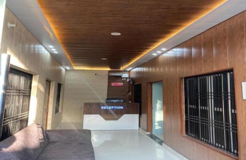 Tarabganj Hotel | The S V Palace