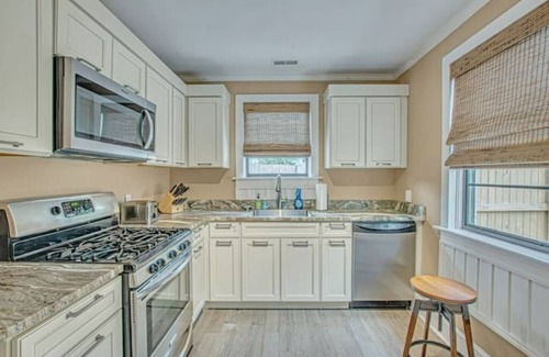 North Charleston Apartment | The Sabine- quiet, bold, deeply comfortable 1/1 with zero cleaning fees