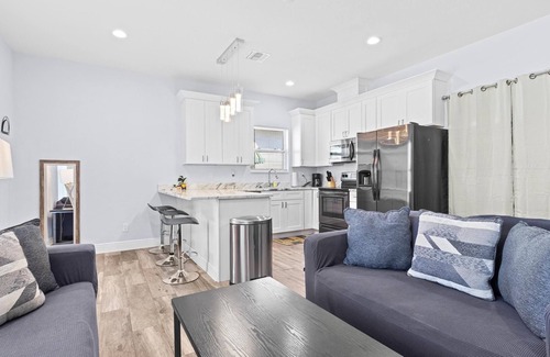 Tampa Apartment | The Saint – 2BR Home | Central Tampa