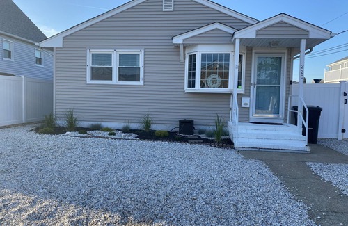 Ortley Beach House | The Salty Dog of Ortley Beach (Pet friendly and a few short blocks to the beach)