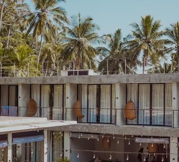 Dickwella Hotel | The Salty Pelican Yoga & Surf Retreat
