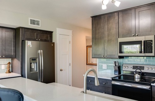 Ocean Sands House | The Salty Unicorn: Comfy, Oceanside 3-bedroom home, only 500 feet from the beach