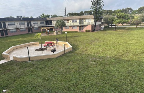 Pompano Beach Apartment | The Sample Rd Retreats