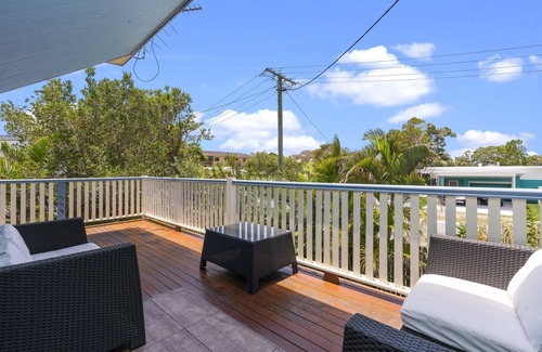 Woorim Apartment | The Sand Ranch – Upstairs Beach Retreat