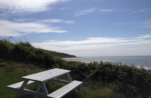 Villerville House | The sea at the end of the garden