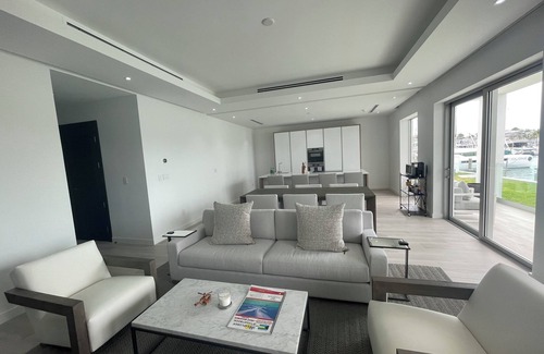 Palm Cay Condo | The Seashell Condo