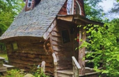 Town of Colchester Ski Chalet | The Secret Chalet