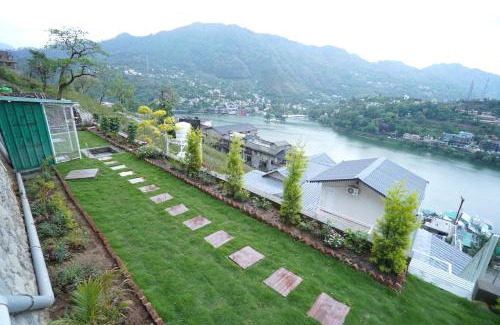 Bhimtal House | The Selakhola House