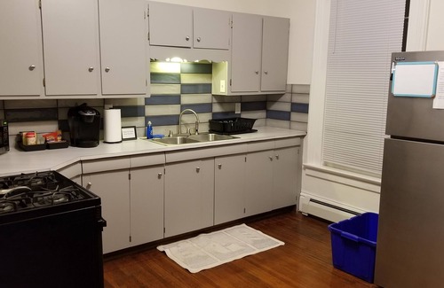 Seneca Falls Apartment | The Seneca at Red Brick Manor