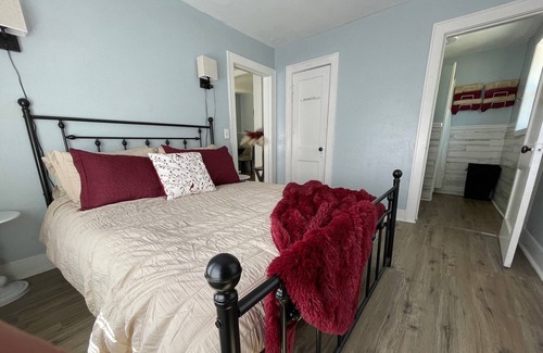 Grand Saline Apartment | The Shabby Shack