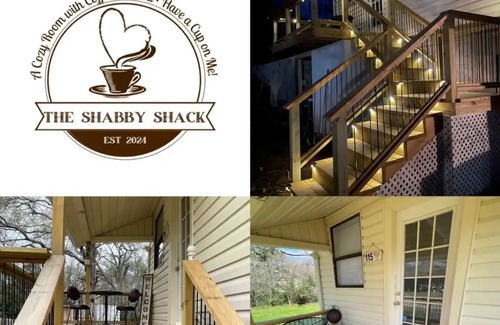 Grand Saline Apartment | The Shabby Shack