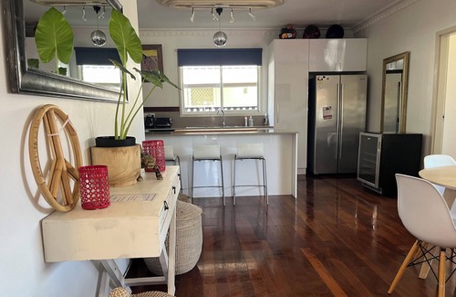 South Fremantle House | The Shack at South Beach